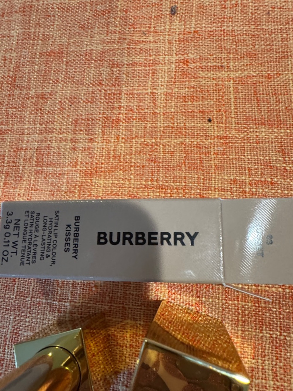 Burberry Lipstick in Peachy Gold - Picture 3 of 4
